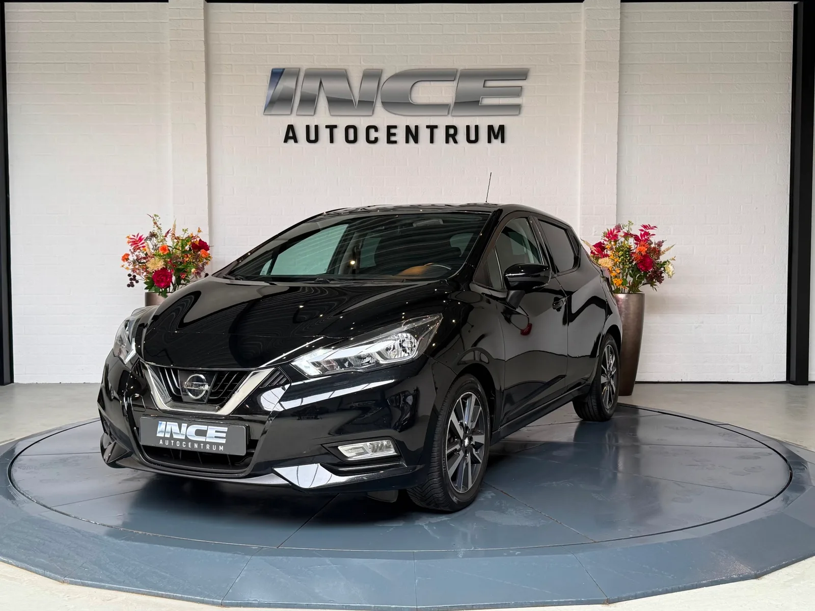 Nissan Micra (2018) — foto 1