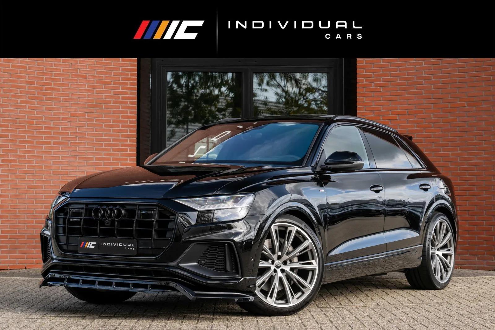 Audi Q8 (2021) — foto 1