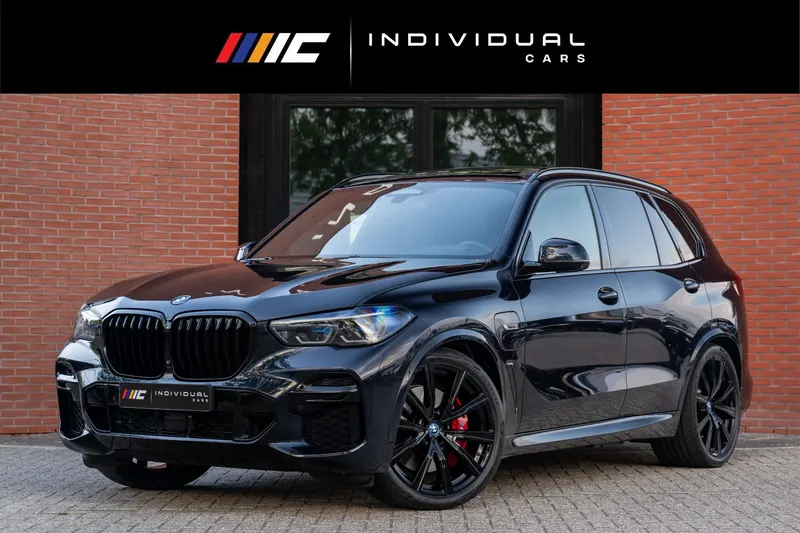 BMW X5 (2023)