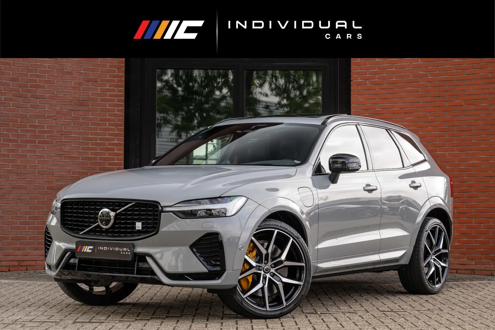 Volvo XC60 (2024) — foto 1