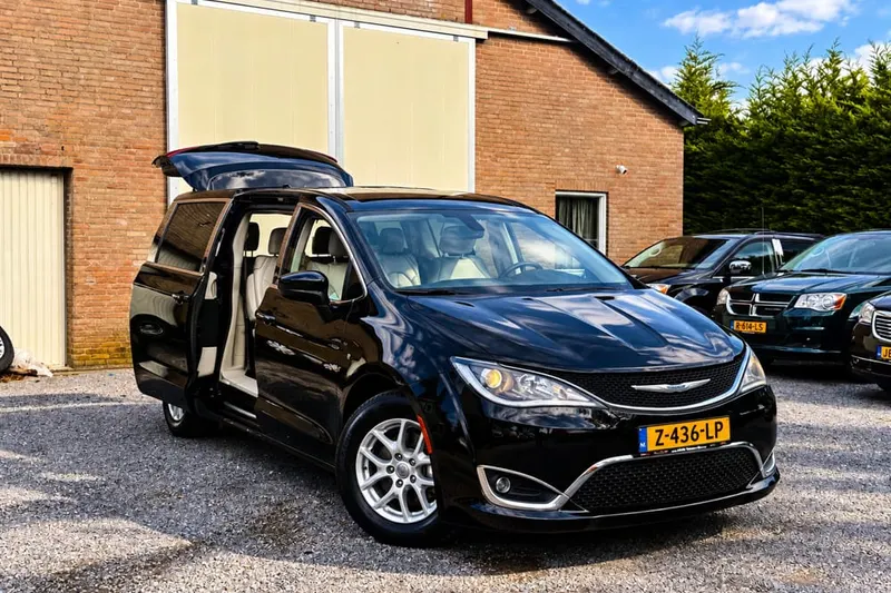 Chrysler Pacifica (2017)
