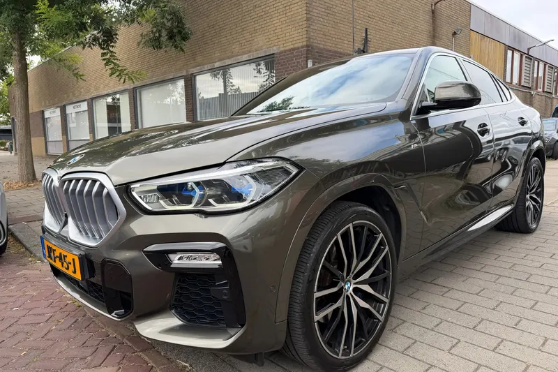 BMW X6 (2020)