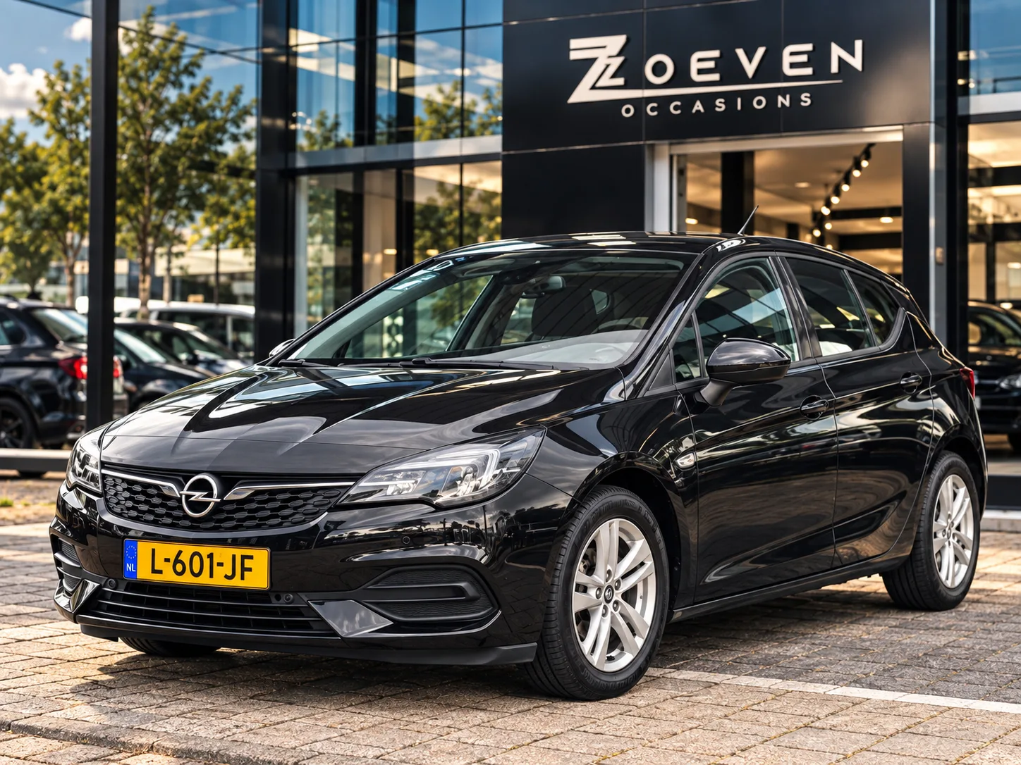 Opel Astra (2021) — foto 1