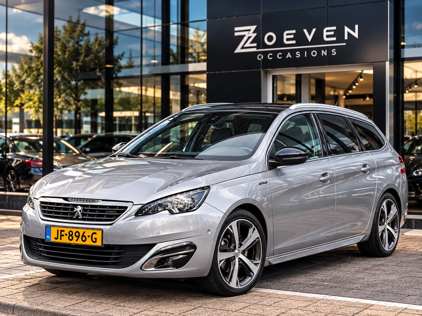 Peugeot 308 (2016) — foto 1