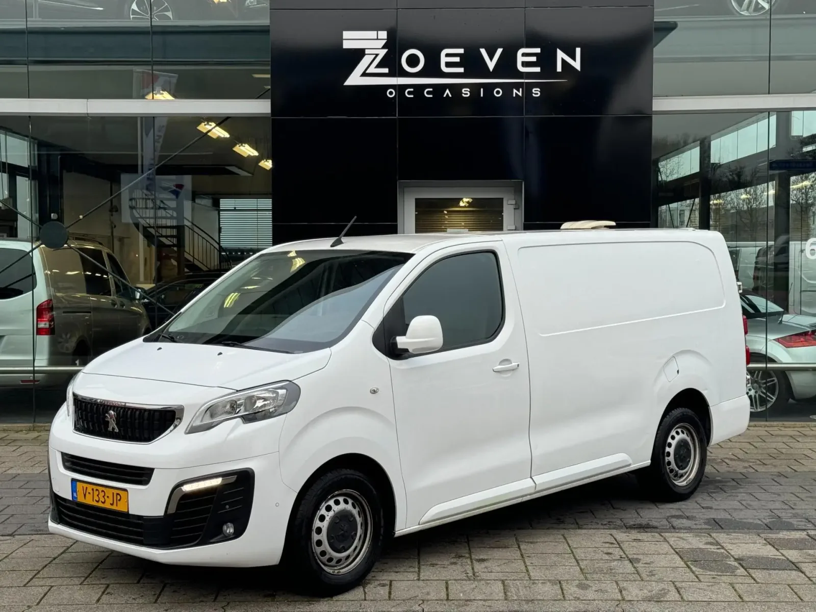 Peugeot Expert (2017) — foto 1