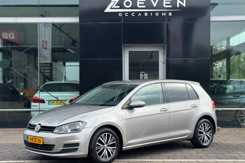 Volkswagen Golf (2012)