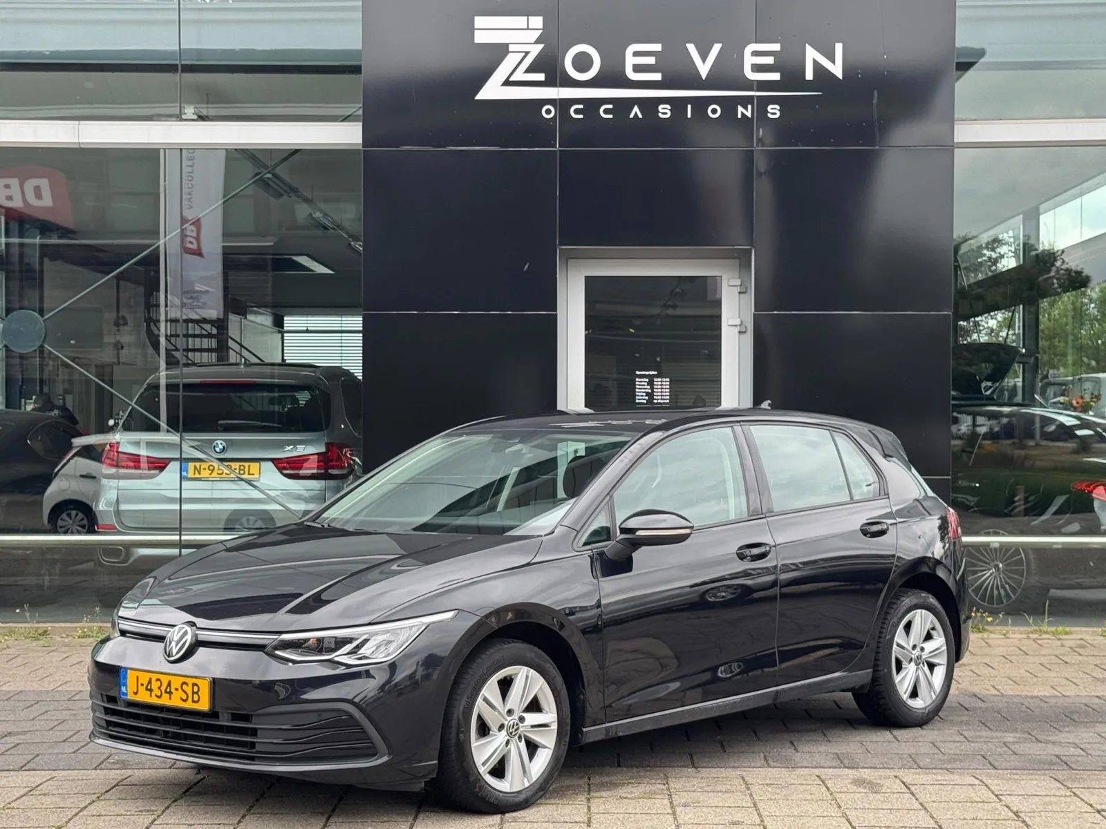 Volkswagen Golf (2020) — foto 1
