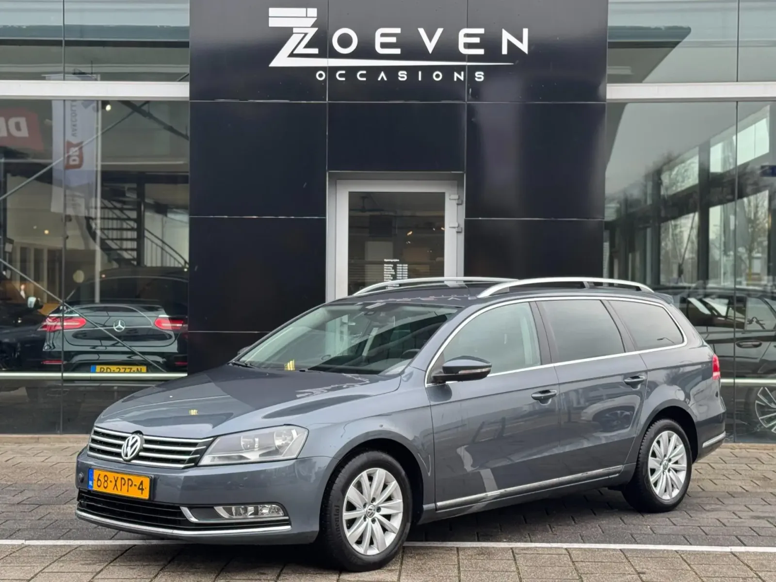 Volkswagen Passat (2012) — foto 1
