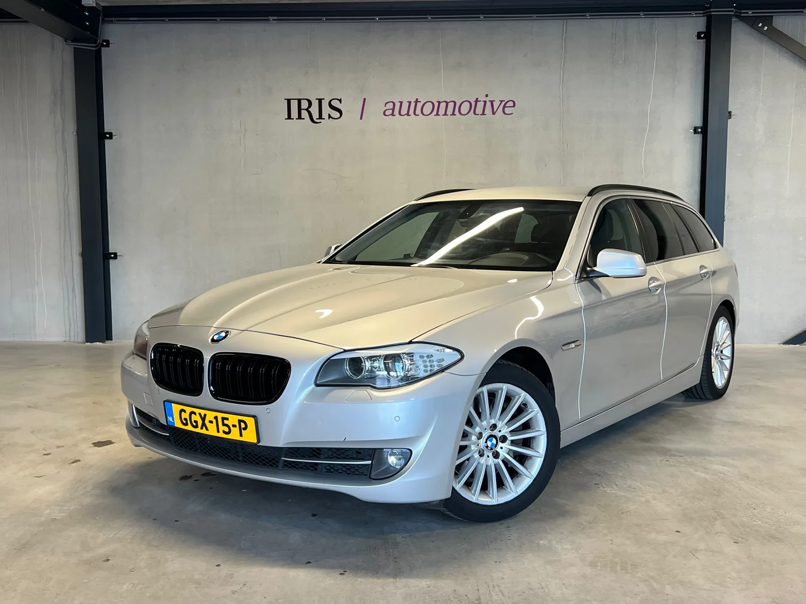 BMW 5-Serie (2012) — foto 1
