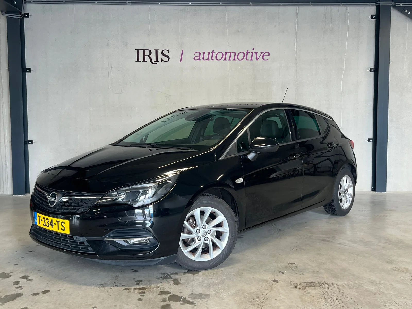 Opel Astra (2020) — foto 1