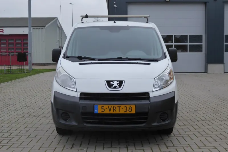 Peugeot Expert (2011)