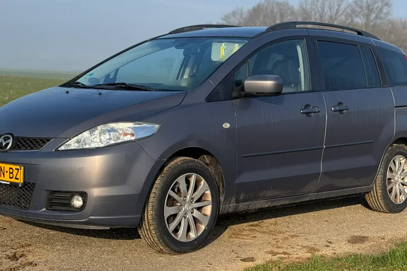 Mazda 5 (2006)