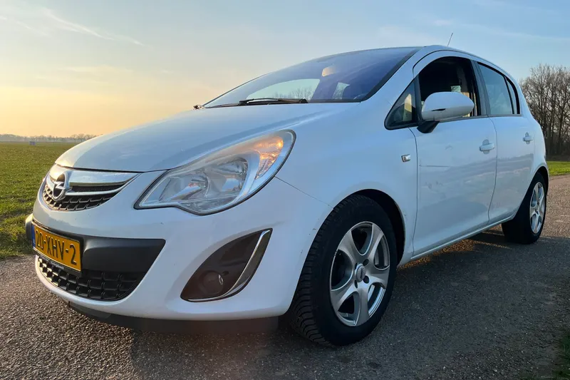 Opel Corsa (2012)
