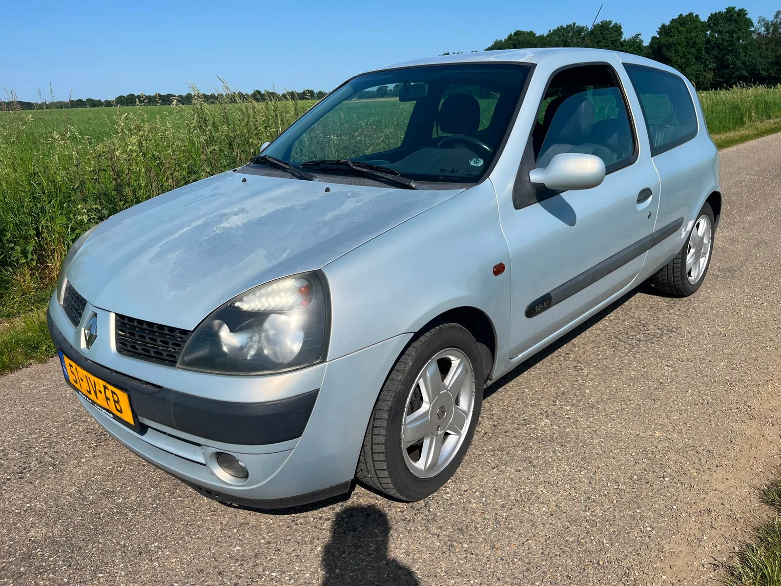 Renault Clio (2002) — foto 1