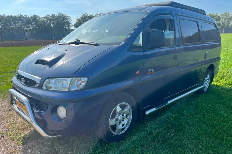 Hyundai H200 (2004)