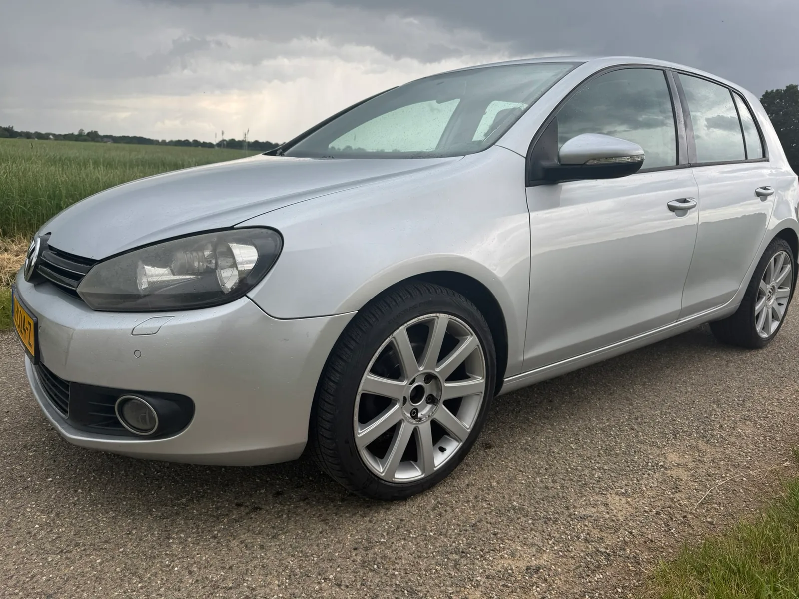 Volkswagen Golf (2010) — foto 1