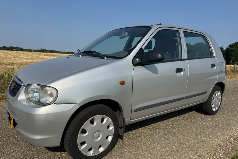 Suzuki Alto (2005)