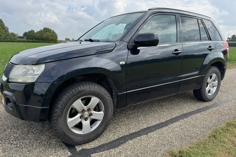 Suzuki Grand Vitara (2007)