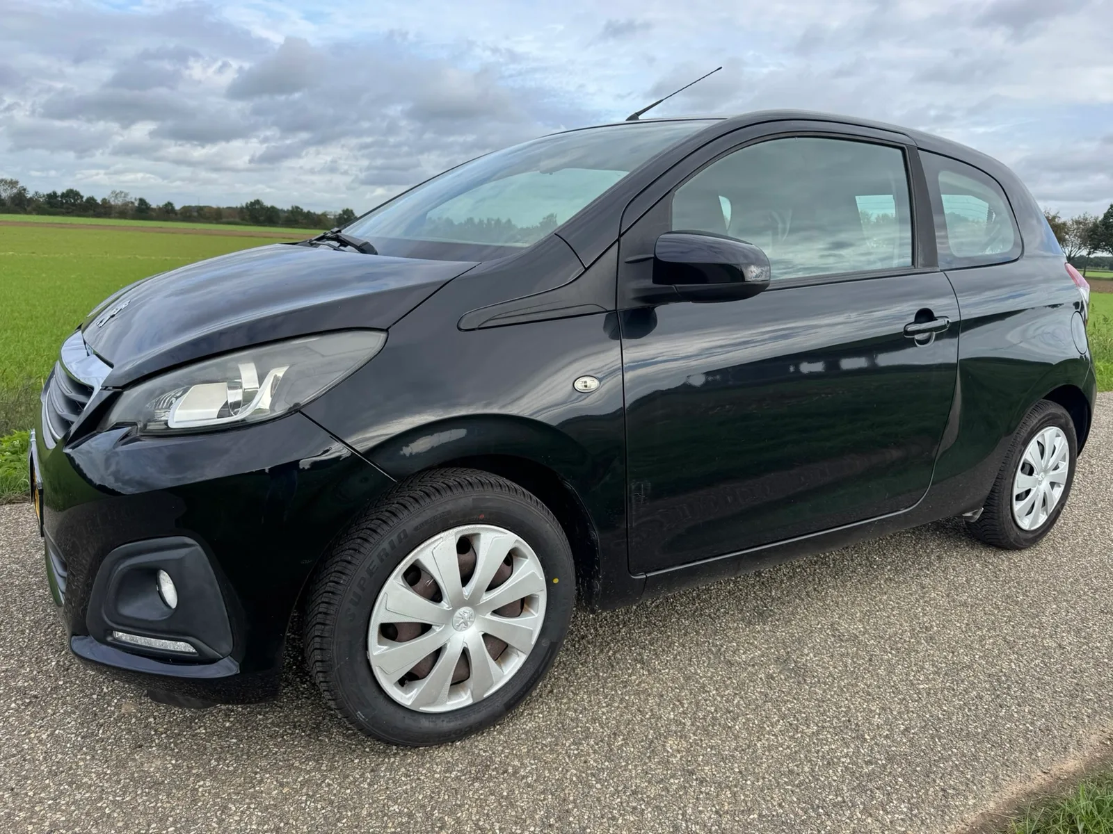 Peugeot 108 (2014) — foto 1