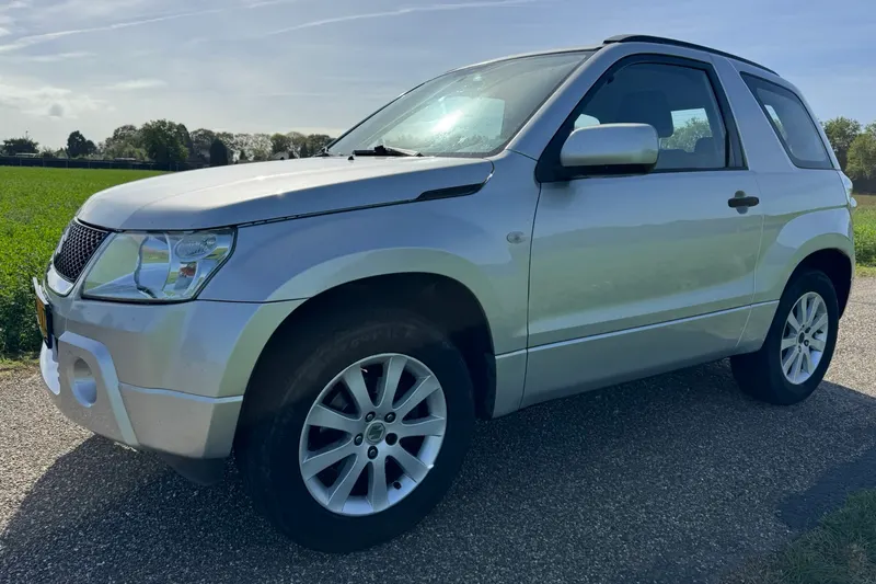 Suzuki Grand Vitara (2006)