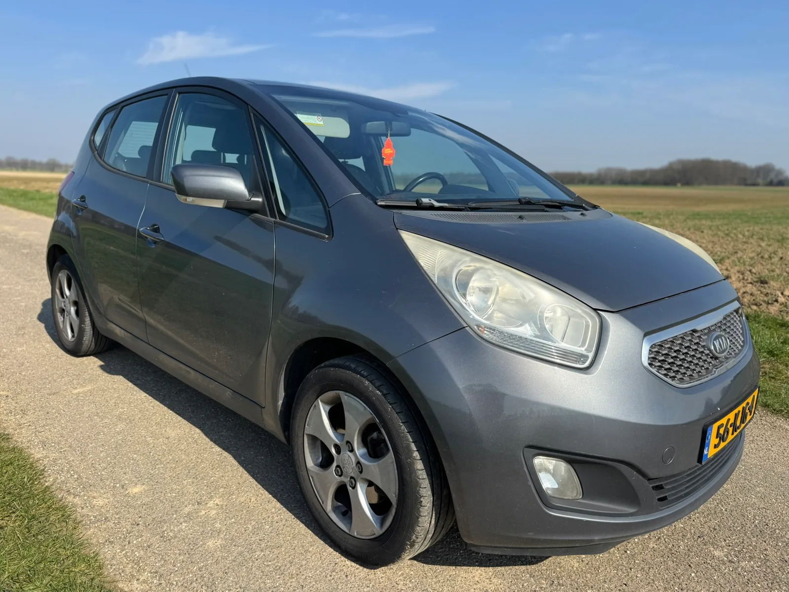 Kia Venga (2010) — foto 1