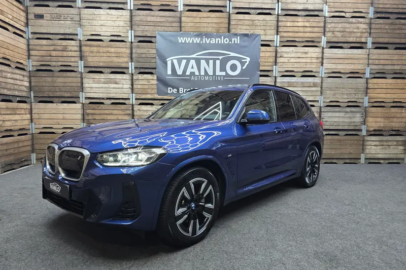 BMW iX3 (2022)