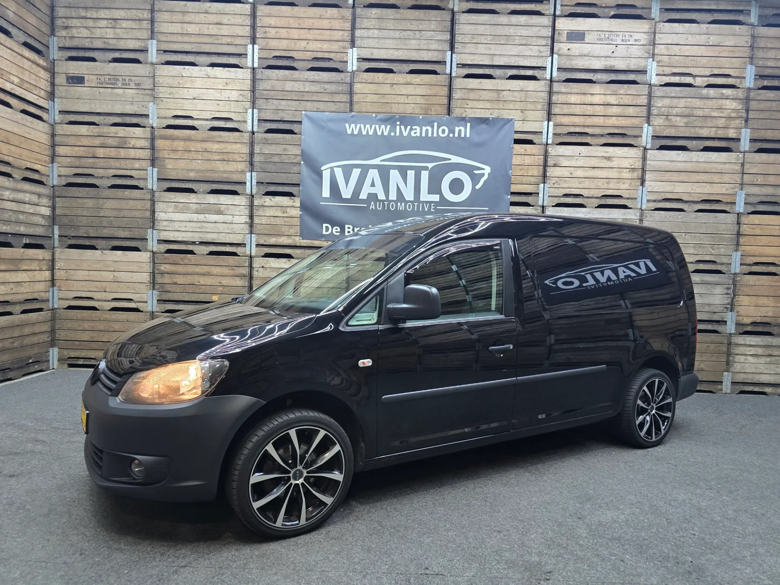 Volkswagen Caddy (2012) — foto 1
