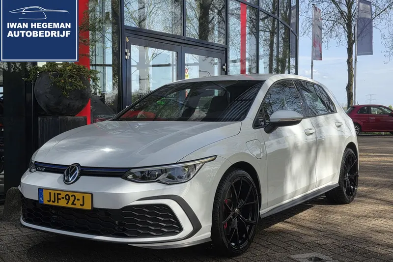 Volkswagen Golf (2021)