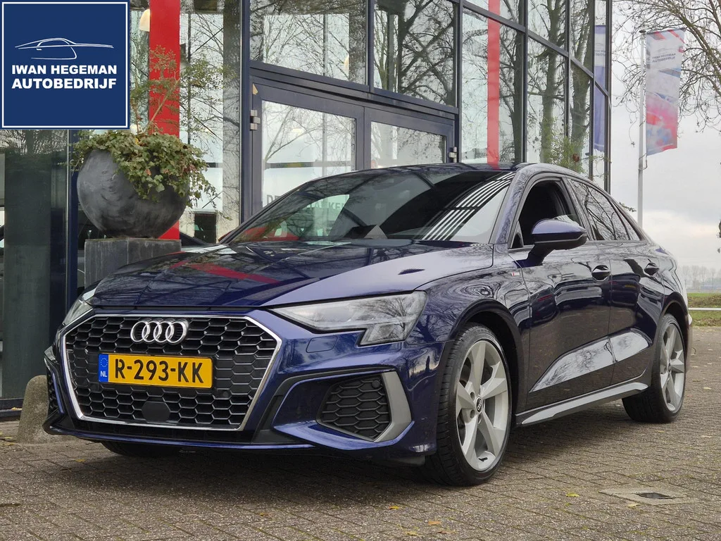 Audi A3 (2021) — foto 1