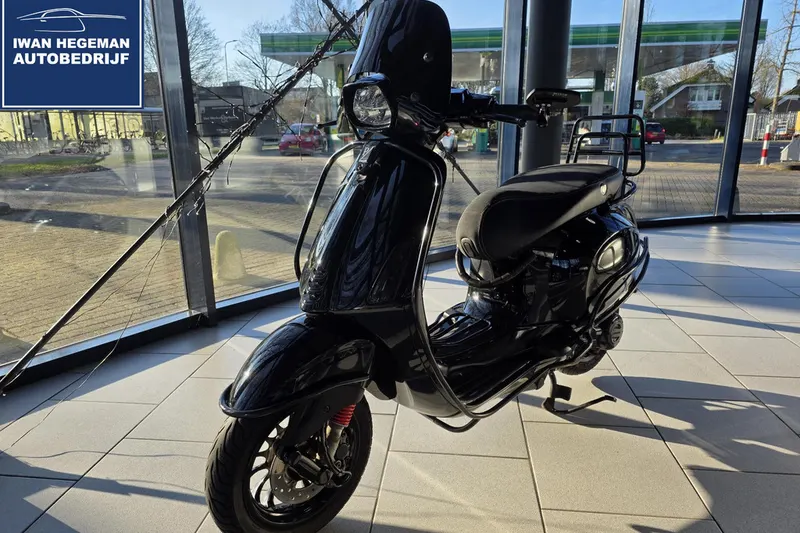 Vespa Onbekend (2023)