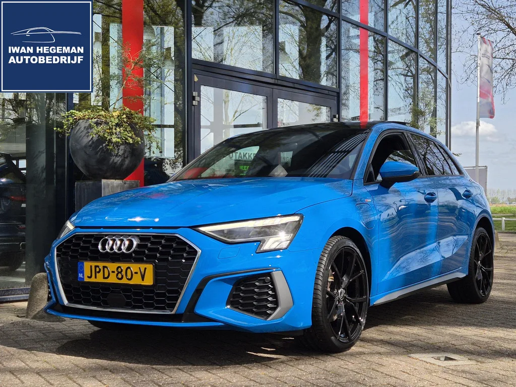 Audi A3 (2023) — foto 1