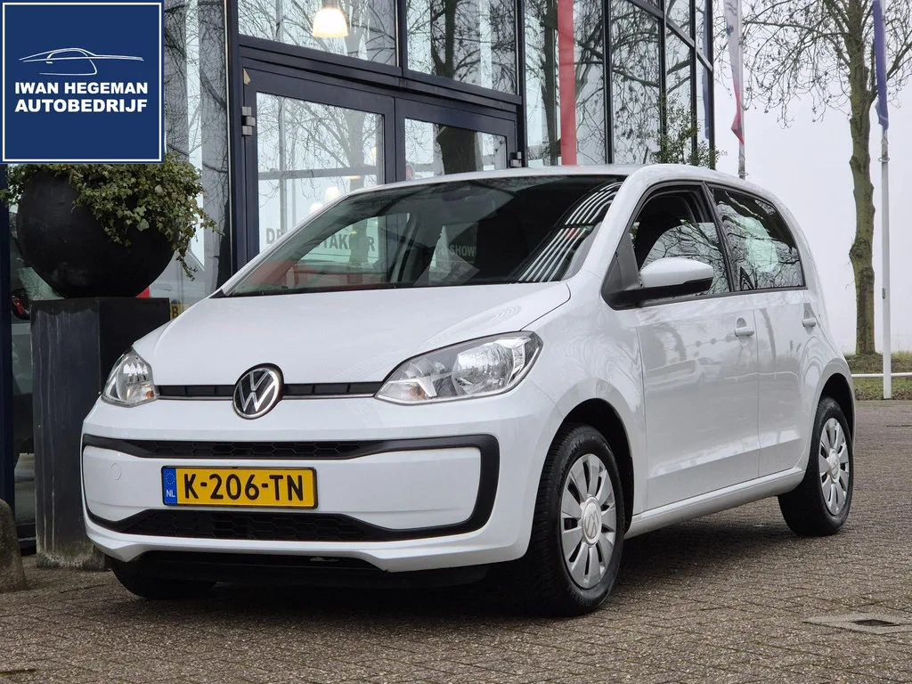 Volkswagen Up! (2021) — foto 1