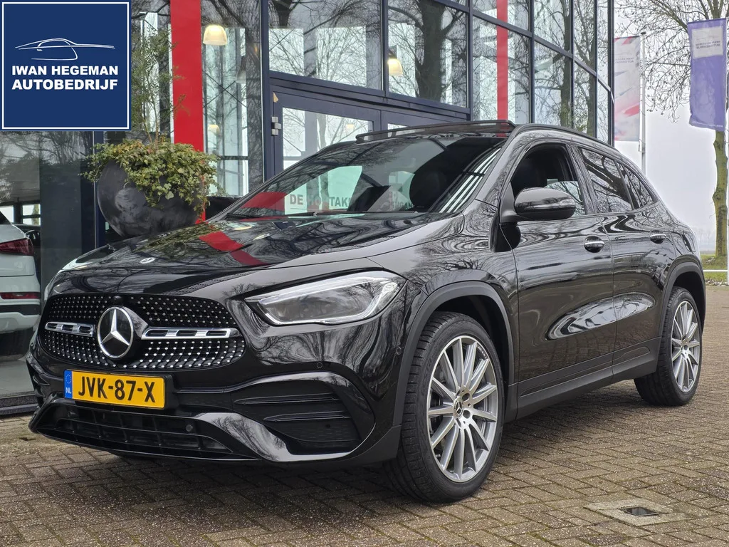 Mercedes-Benz GLA (2022) — foto 1