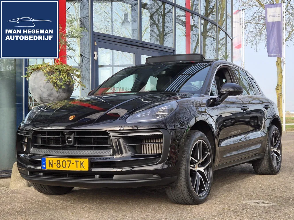 Porsche Macan (2022) — foto 1