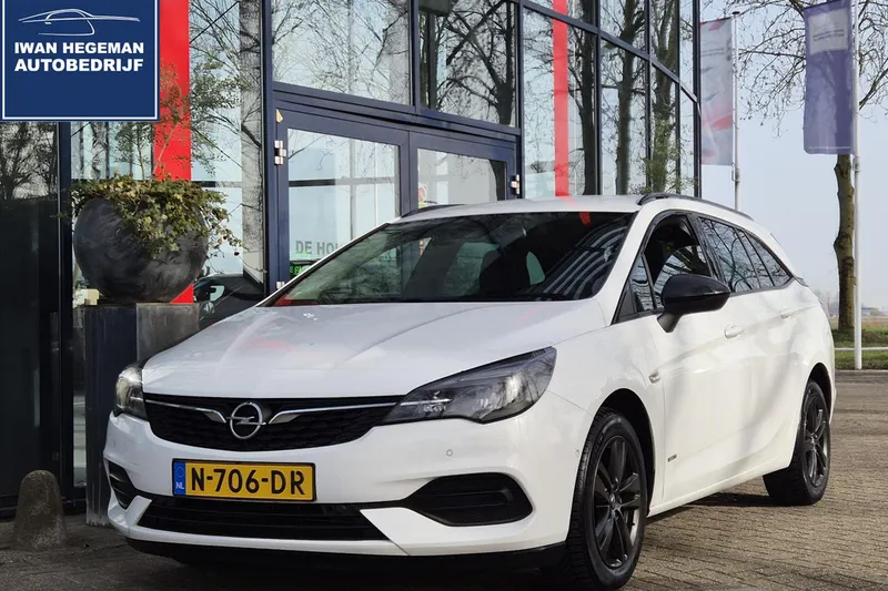 Opel Astra (2021)