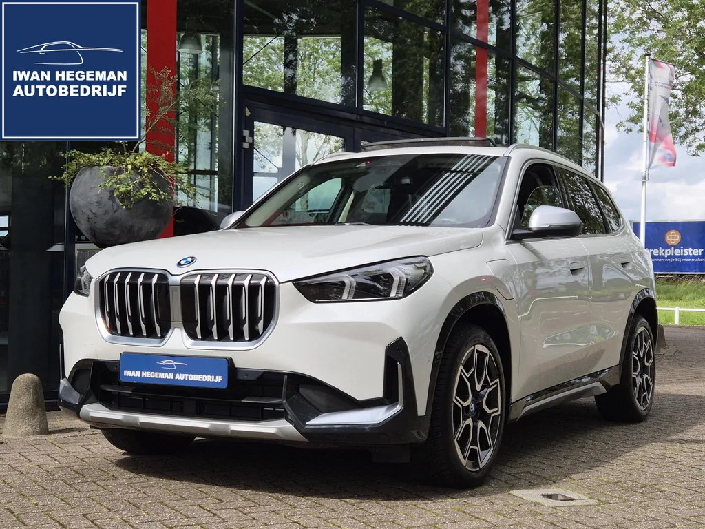 BMW X1 (2024) — foto 1