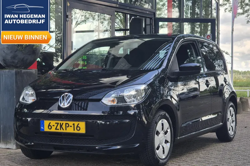 Volkswagen Up! (2015)