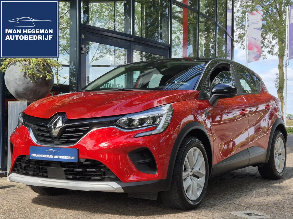 Renault Captur (2022) — foto 1