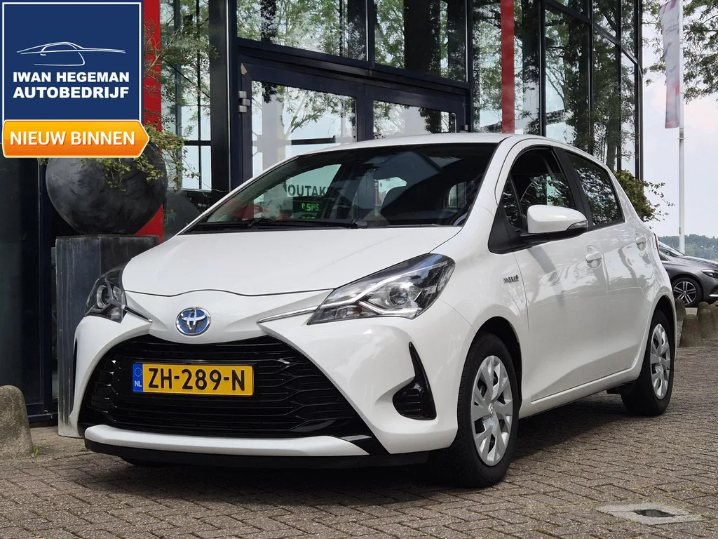 Toyota Yaris (2019) — foto 1