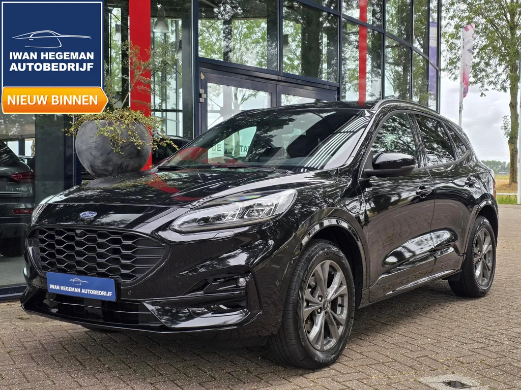 Ford Kuga (2023) — foto 1