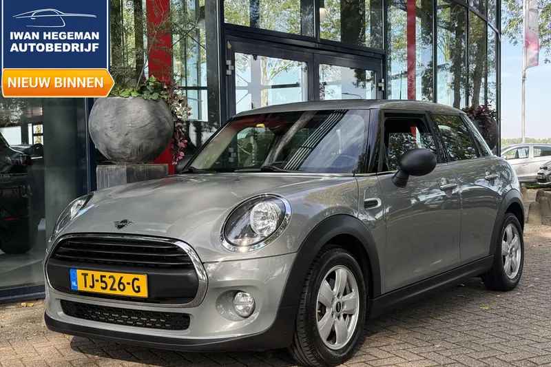 MINI One (2018)