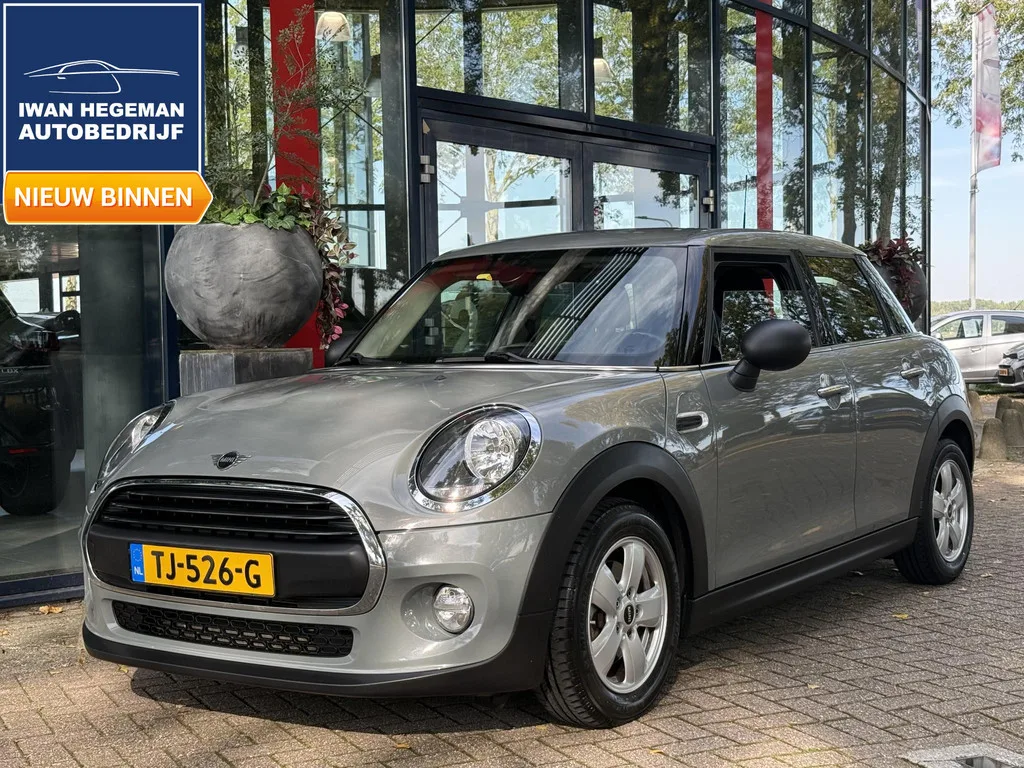 MINI One (2018) — foto 1