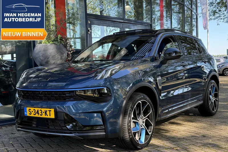 Lynk & Co 01 (2023)
