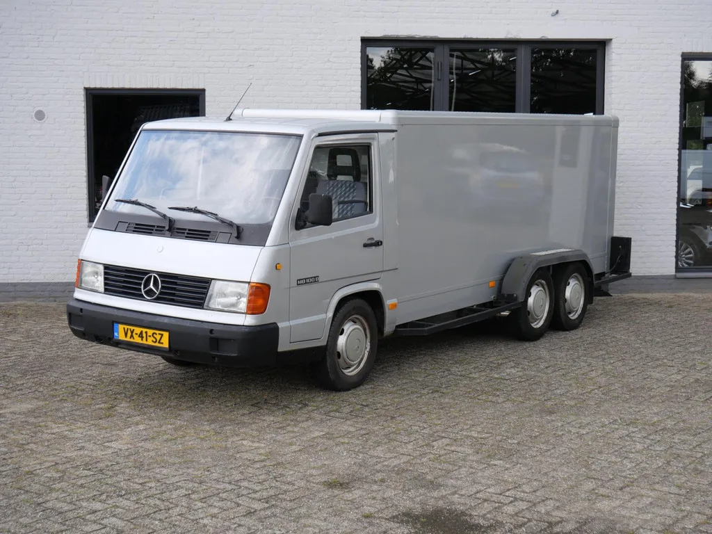 Mercedes-Benz MB 100 (1993) — foto 1