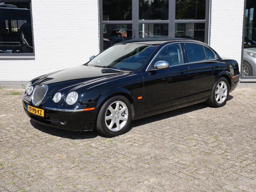 Jaguar S-Type (2004) — foto 1