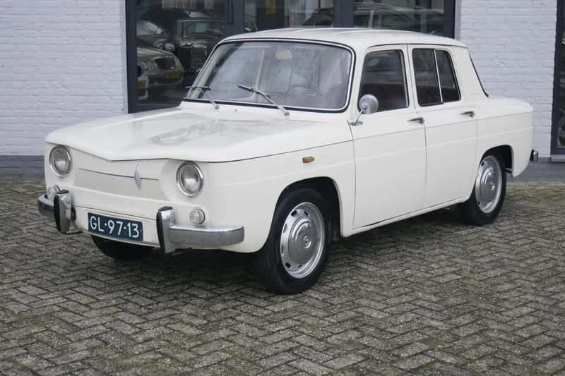 Renault 8 (1964)