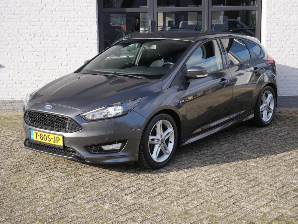 Ford Focus (2017) — foto 1