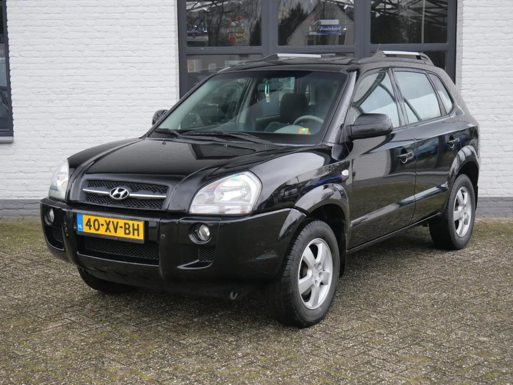 Hyundai Tucson (2006) — foto 1