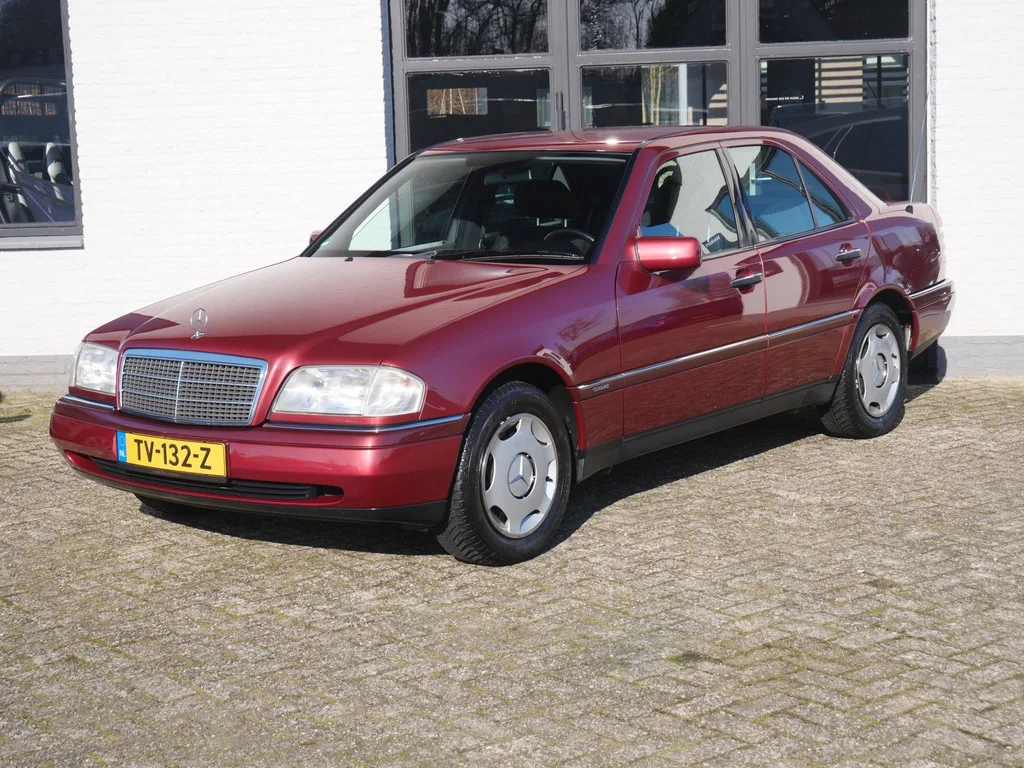Mercedes-Benz C-Klasse (1994) — foto 1