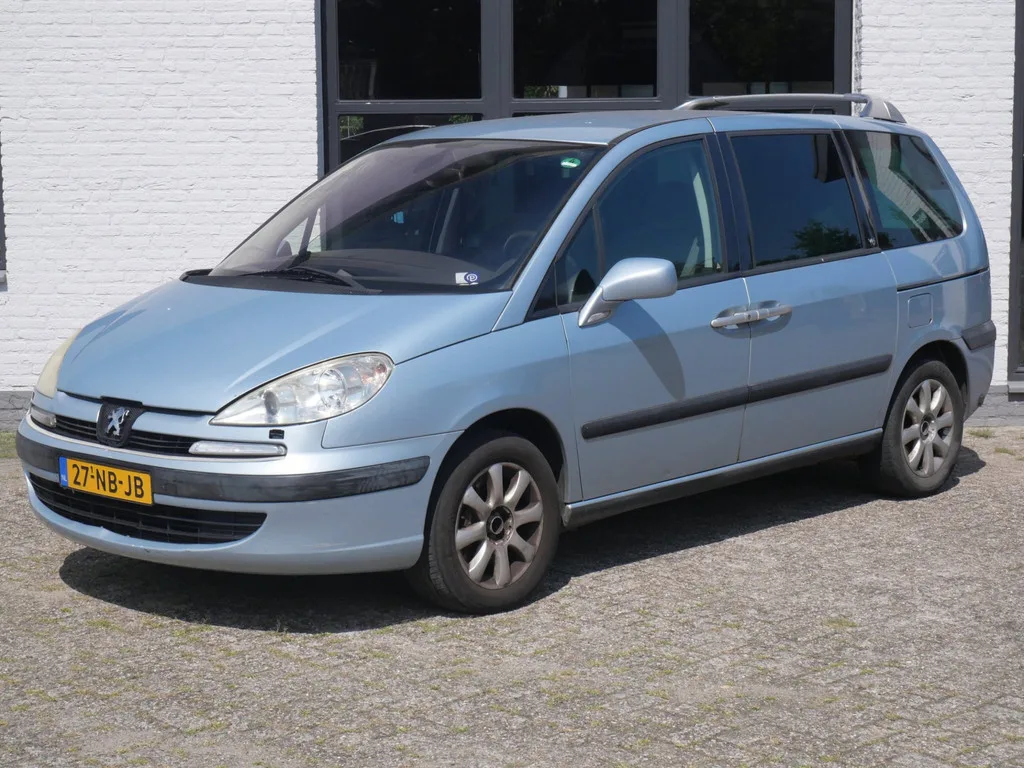 Peugeot 807 (2003) — foto 1
